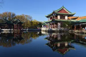 Tour image of Private day tour in Kunming to Stone forest and cuihu lake with lunch
