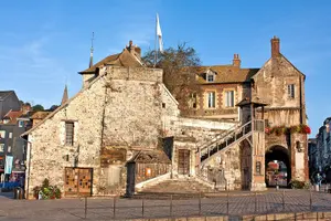Tour image of Private round transfer to Deauville Rouen Honfleur from Le Havre