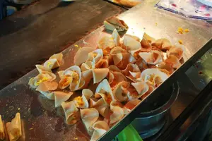 Tour image of Chiang Rai food & night market walking tour with local host