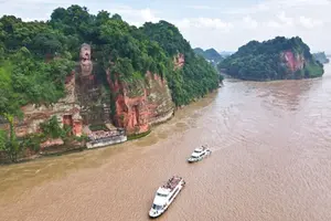 Tour image of Leshan Buddha + Panda Base or Old Tea House Private Day Tour