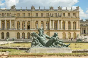 Tour image of Versailles Palace and Gardens Half Day Guided Tour from Paris
