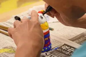 Tour image of Maneki Neko painting experience