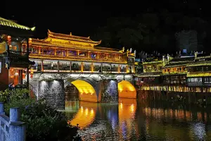 Tour image of 5-Day Combo Package of Zhangjiajie With Fenghuang (By Fast Train)