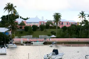 Tour image of Famous Homes and Hideaways Cruise in Bermuda