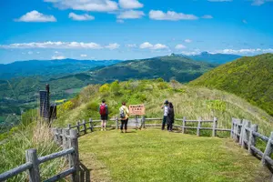 Tour image of Hike Mt. Usu and visit Lake Toya Day Tour