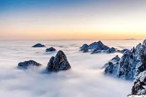 Tour image of 2-Day Huangshan Private Tour: Yellow Mountain and Hot Spring Spa Experience