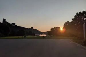 Tour image of Black & Gold Sunset Tour